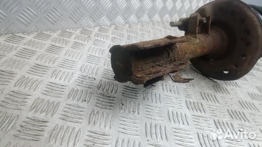 Стойка передняя правая nissan qashqai J10, Номер E4302JD03A, 54010JD02D, 54320JD00B (8OK07N501)