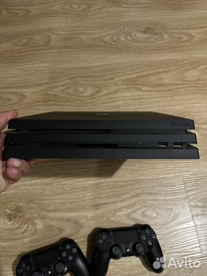 Sony playstation 4 PS4 pro 1tb с играми