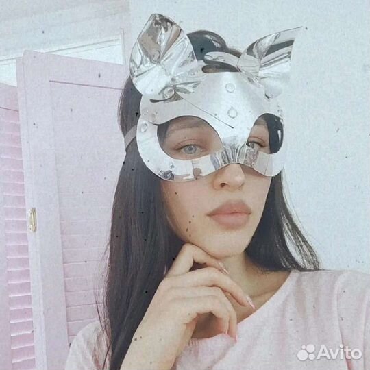 Маска кошки серебряная золотая зеркальная из кожи