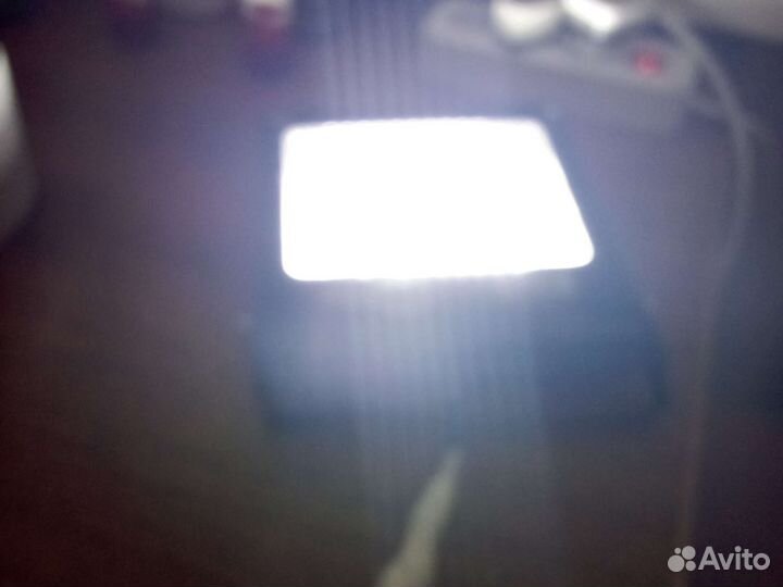 Лампа большая 50 вольт 140 маленьких ламп