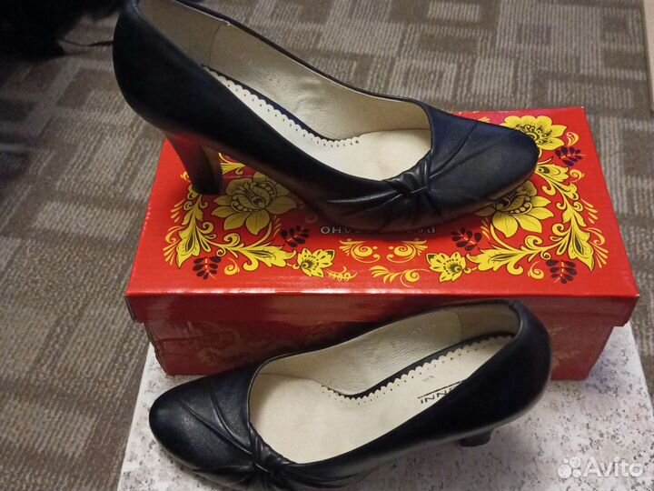 Туфли женские 36 размер натуральная кожа черный