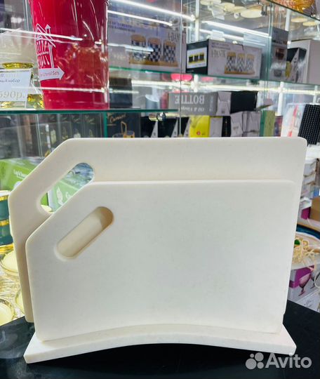 Разделочная доска из камня