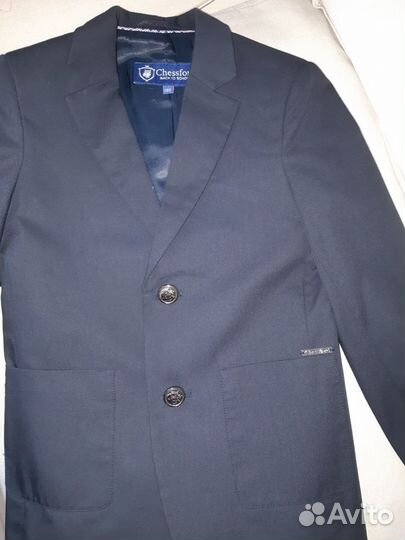 Костюм школьный