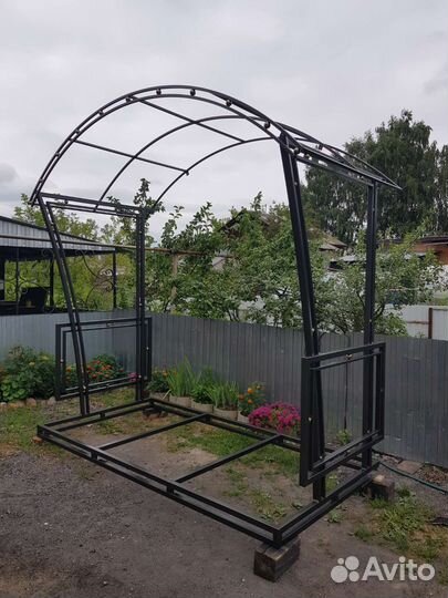 Крыльцо металлическое