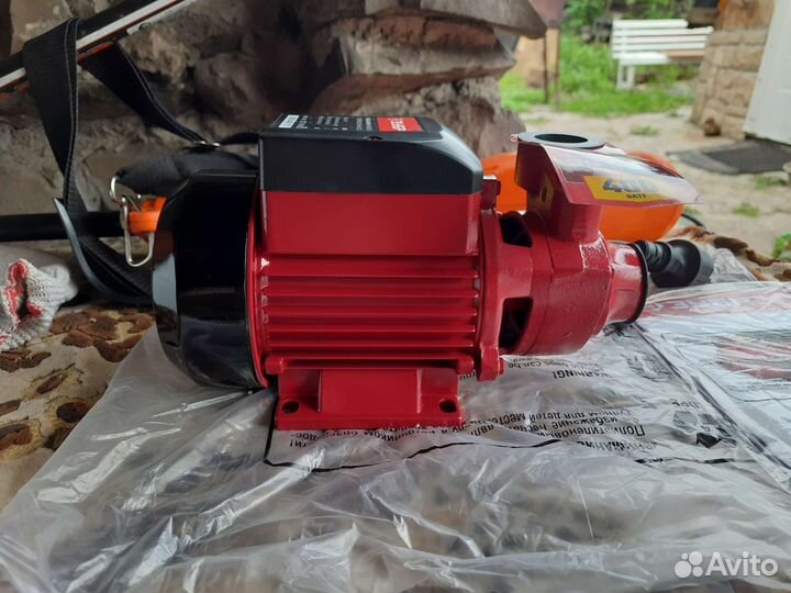 Водяной насос поверхностный