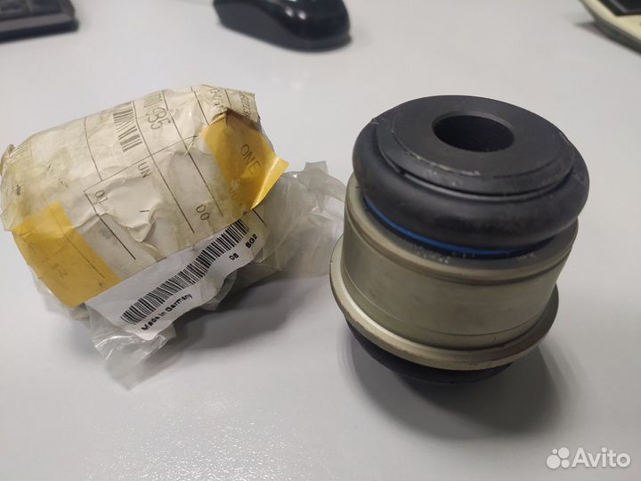 Сайлентблок задней цапфы BMW X5 E70