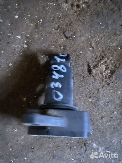 Датчик расхода воздуха Toyota Corolla E120 2001-20