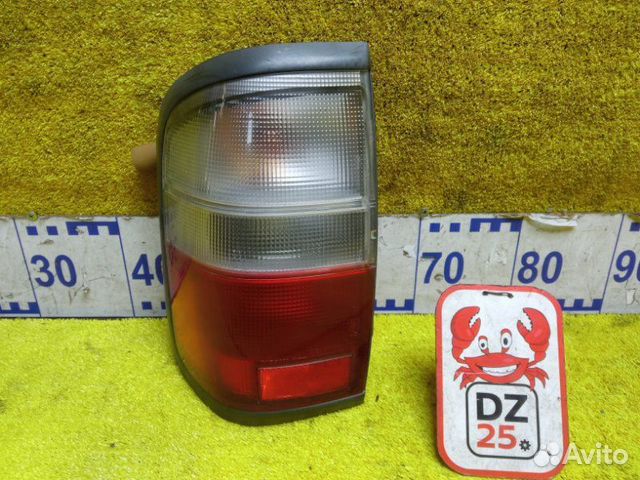Стоп-сигнал задний левый Nissan Terrano
