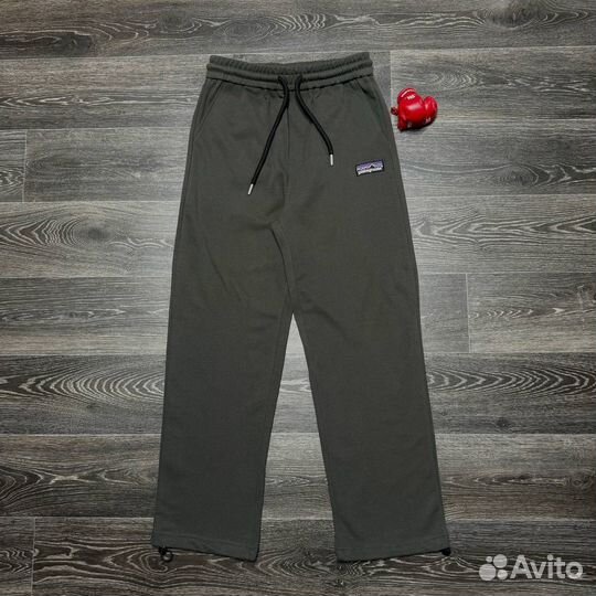 Спортивные штаны широкие