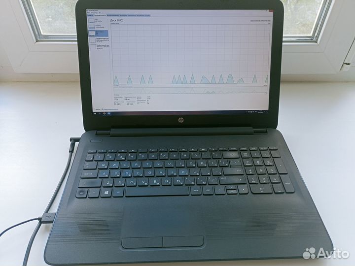 Ноутбук HP 4 ядра/6gb/Radeon R5 2gb/SSD