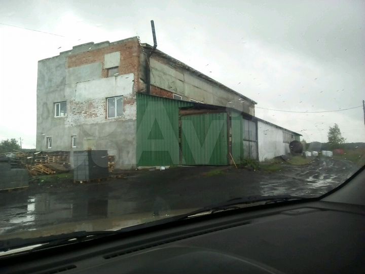 Гараж, > 30 м²