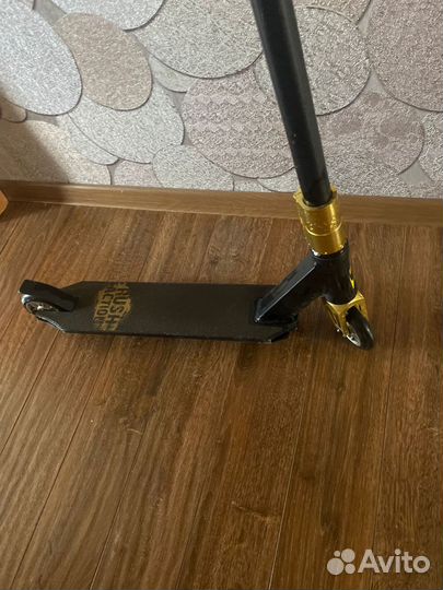 Трюковой самокат