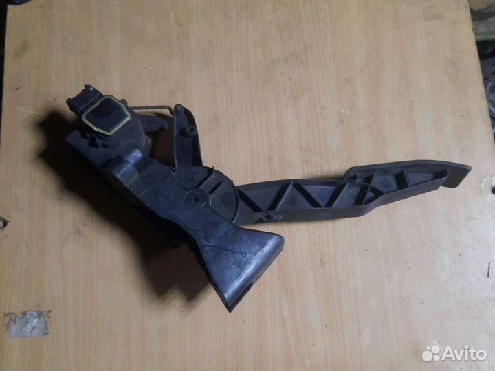 Педаль газа Мерседес W169 A