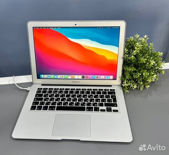 Ноутбук Apple MacBook Air (13-inch, 2013 г.) Silve