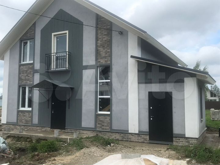 Коттедж 175 м² на участке 15 сот.