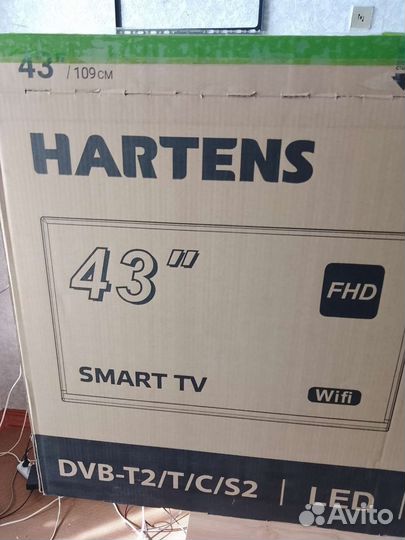Телевизор ledtv,hartens 43дюйма(109)см, SMART tv