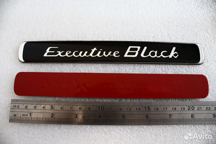 Эмблема Шильдик Executive White / Black V9OC9