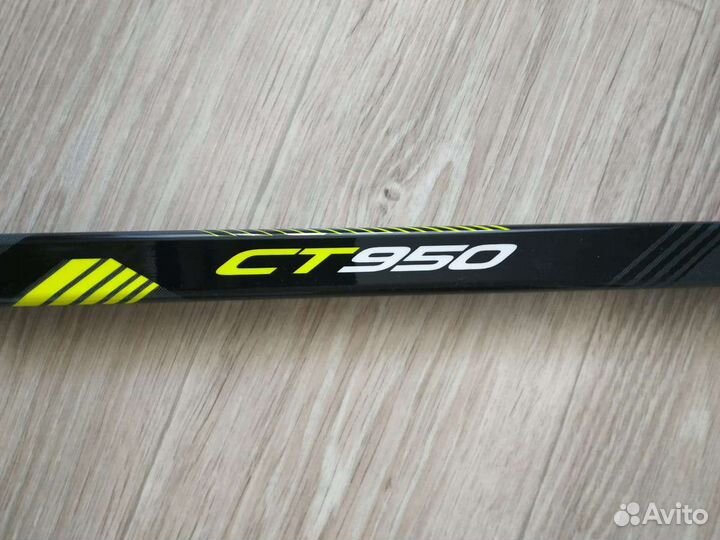 Клюшка хоккейнаят Fisher ST 950