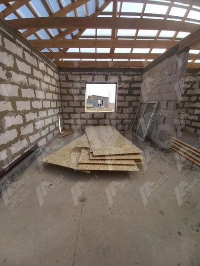 Дом 100 м² на участке 5 сот.