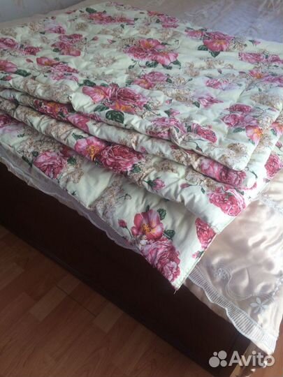 Одеяло из овечьей шерсти 1,50см х 2,20см и 1,70 см