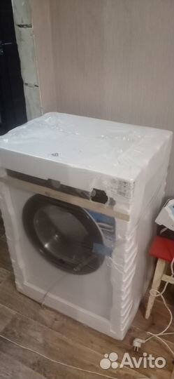 Стиральная машина Indesit ewsd 51031 BK CIS