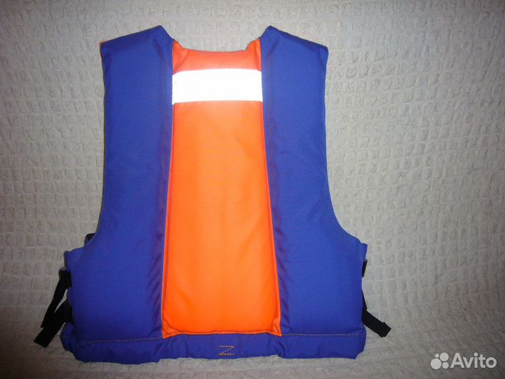 Спасательный жилет