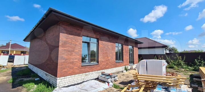 Дом 112 м² на участке 7,5 сот.