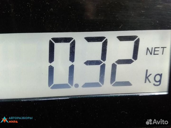 Фонарь крышки багажника левый Toyota Camry XV50