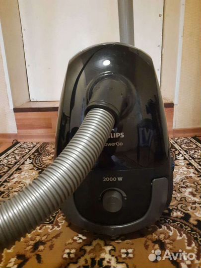 Пылесос Philips новый