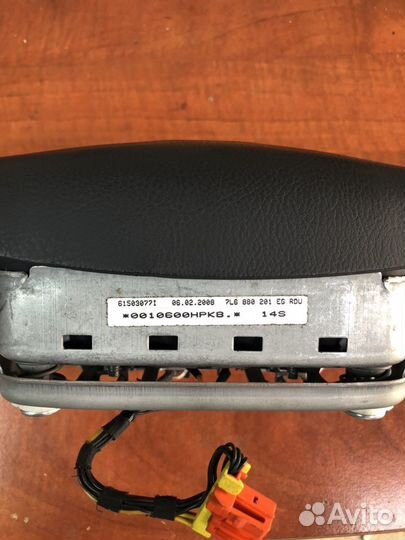 Подушка безопасности водителя Фольксваген Туарег