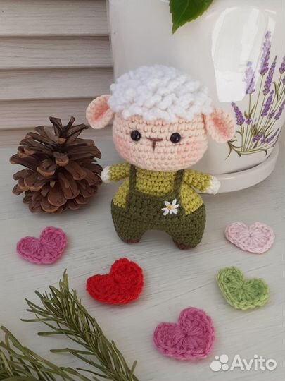 Вязаные игрушки ручной работы Мышонок. Барашек