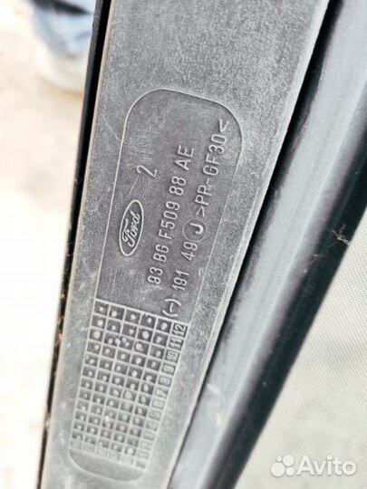 Люк в крышу Ford Mondeo 2