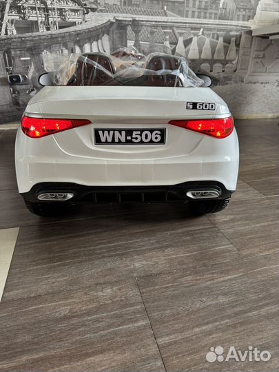 Новый электромобиль Mercedes 4wd,от 1 до 6 лет