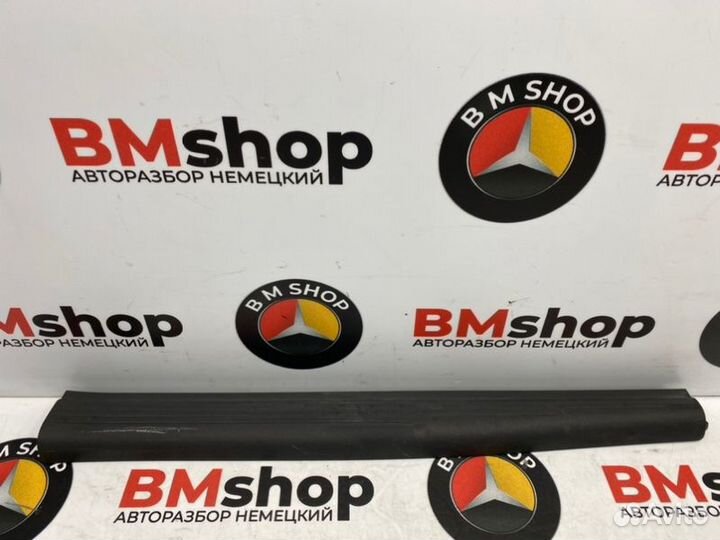 Накладка на порог внутренняя передняя левая