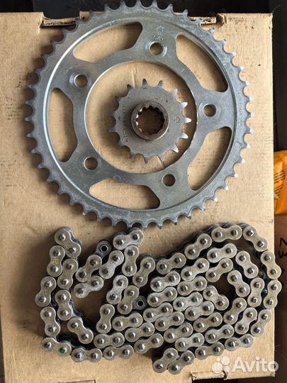 Цепь и звёзды 525