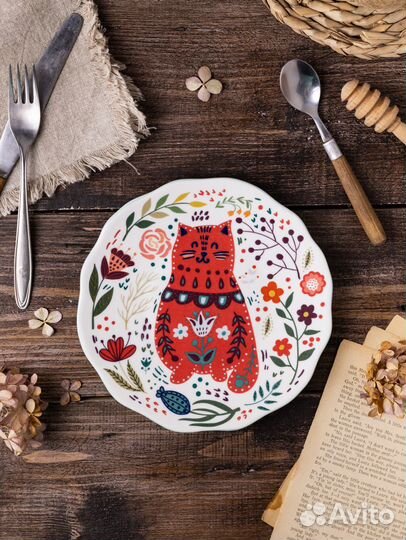 Тарелка декоративная фарфор