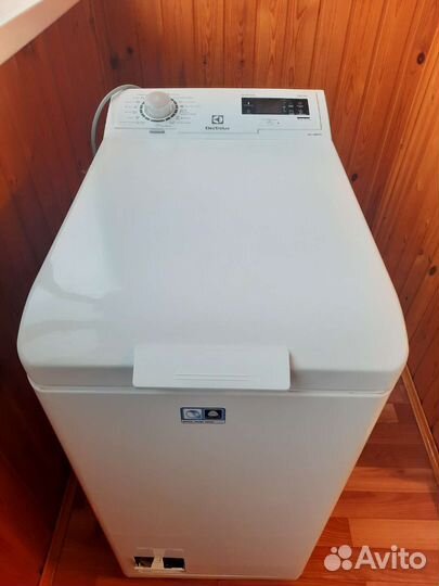 Стиральная машина с вертикальной загрузкой