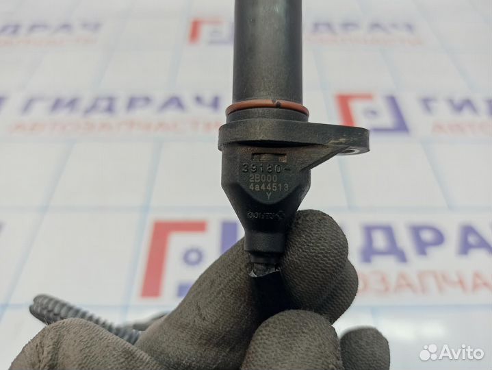 Датчик положения коленвала Kia Soul 2 (PS) 39180-2