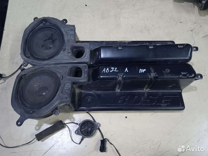 Динамики передние оригинальные с коробами Audi A8