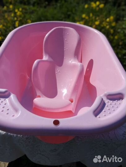 Ванночка для купания с подставкой