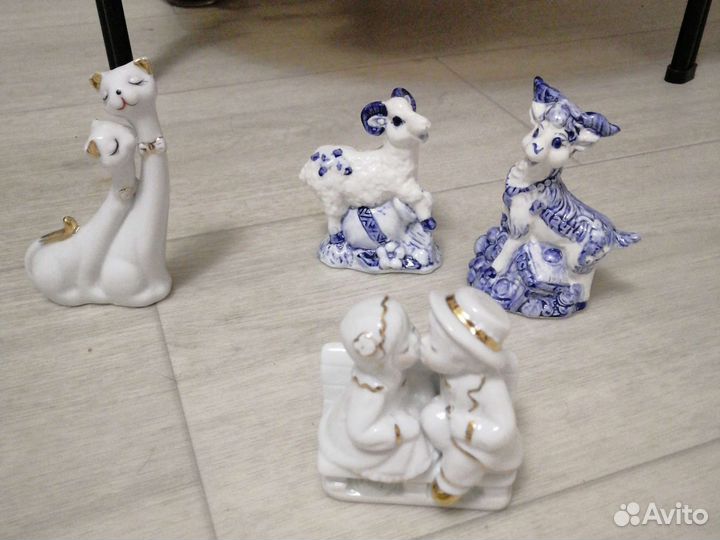 Статуэтка фарфор