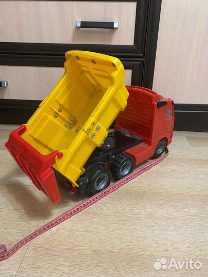Игрушка грузовик