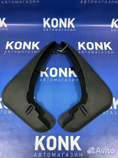 Передние брызговики на Форд Фокус 2