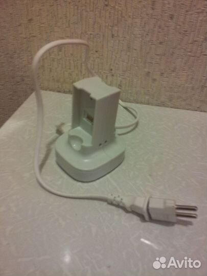 Зарядное устройство