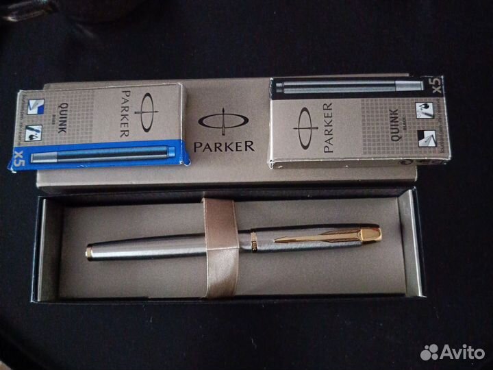 Перьевая ручка parker