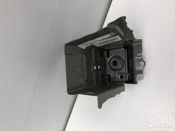 Лонжерон передний правый Toyota RAV4 5 (XA50)