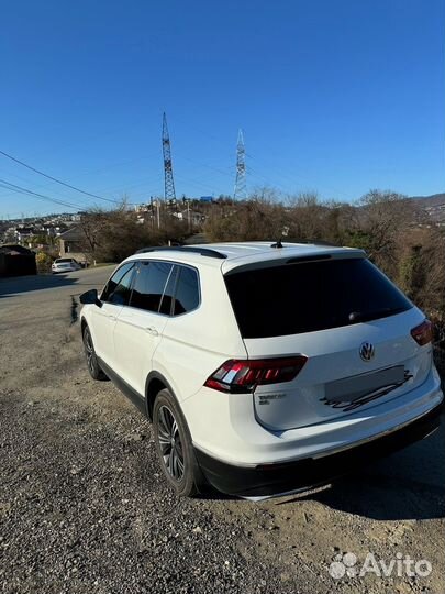 Volkswagen Tiguan 2.0 AT, 2017, 220 059 км