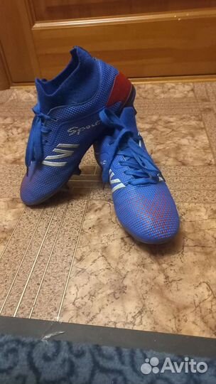 Футбольная обувь бутсы
