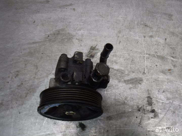 Насос гур Hyundai Santa Fe classic D4EA 2008