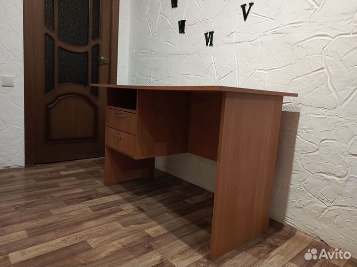 Офисная мебель бу столы